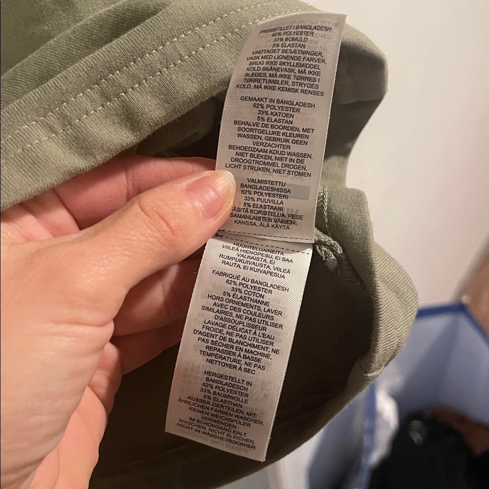 Gymshark Men's Critical Hoodie Light Olive Green Size S - Picture 8 of 9